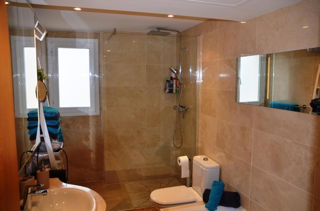 Penthouse Mit Privatem Jacuzzi In Marbella - La Mairena Apartment โอเฮน ภายนอก รูปภาพ